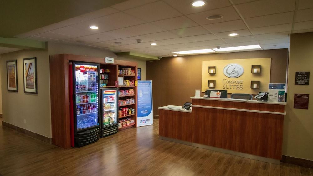马里斯维尔凯富套房酒店 外观 照片